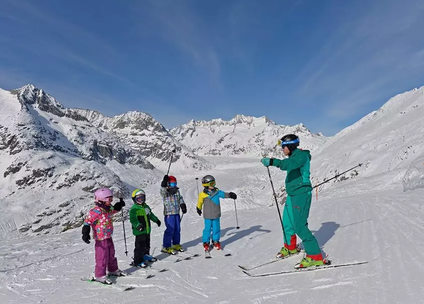 kid-friendly skiing kid-friendly skiing