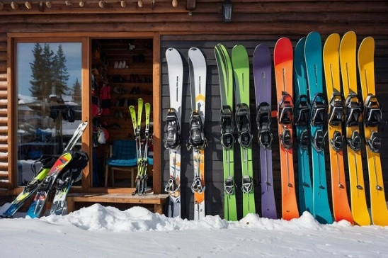 ski equipment rental prices