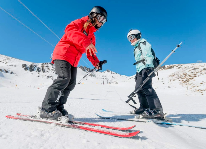 beginner ski lessons