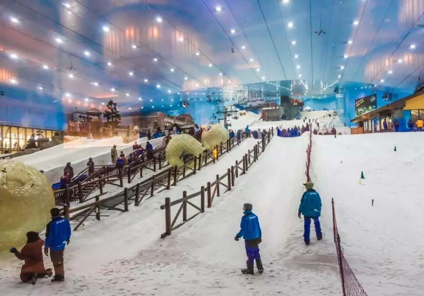 Mall of the Emirates ski slope