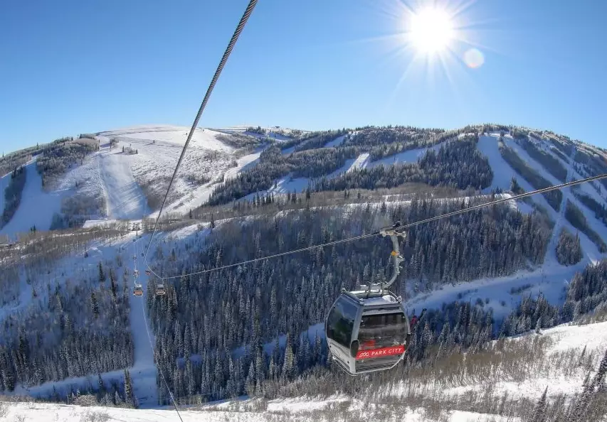 largest ski area in the US