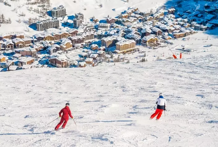 Top 20 biggest ski resorts in the world