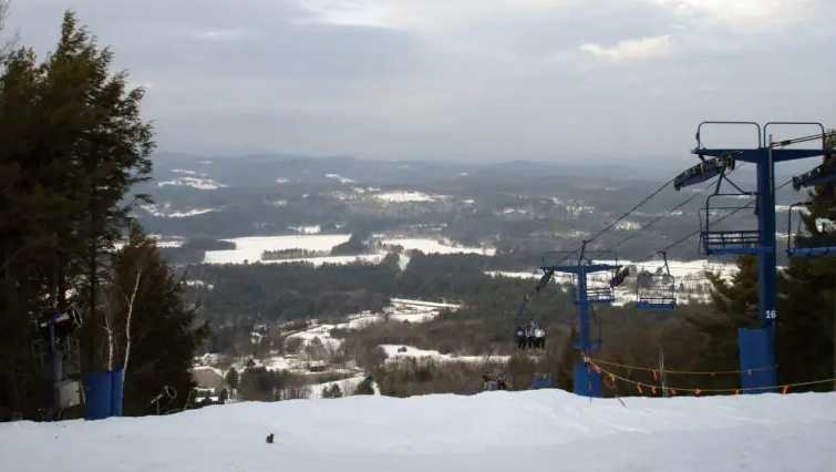 New Hampshire skiing