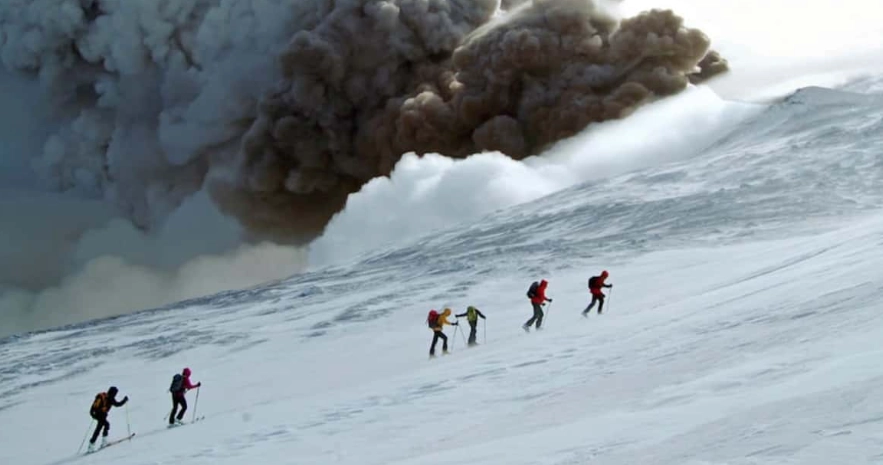 skiing on mt etna