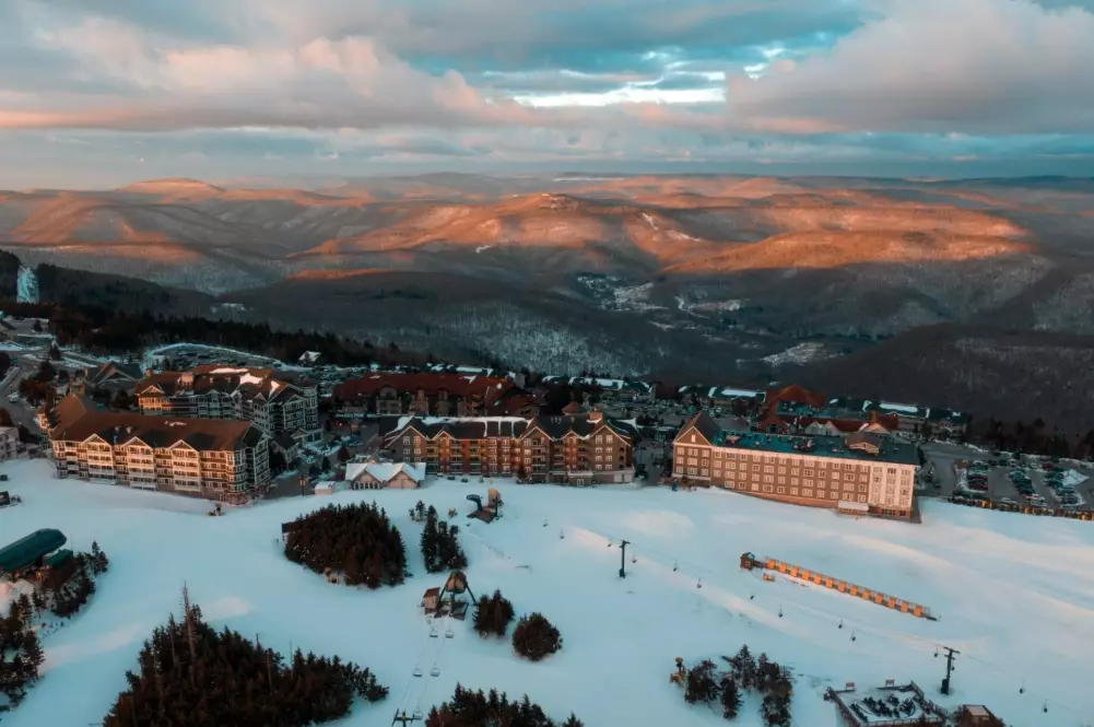 snowshoeing at ski resorts