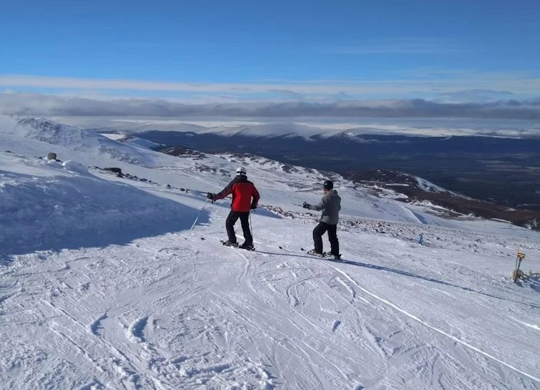 skiing Scotland skiing Scotland
