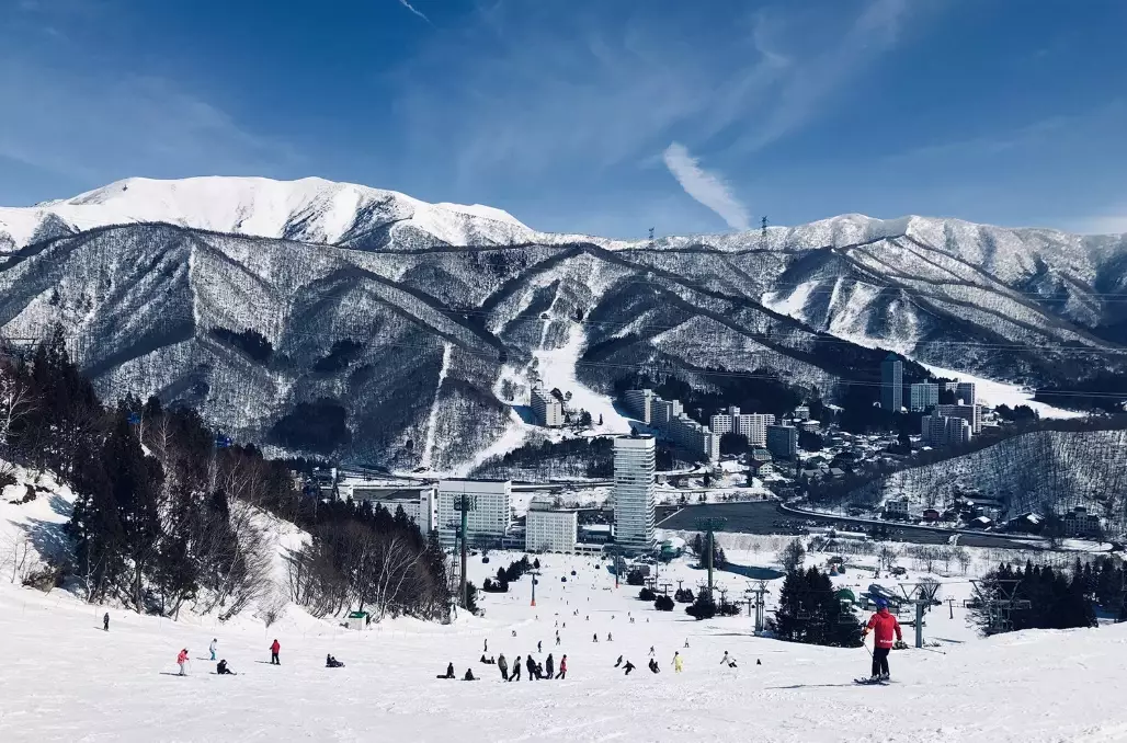 best ski resorts in Japan