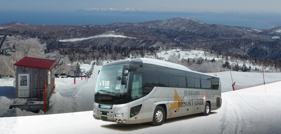 ski resort shuttle bus Japan