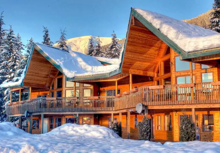 wilderness lodge skiing