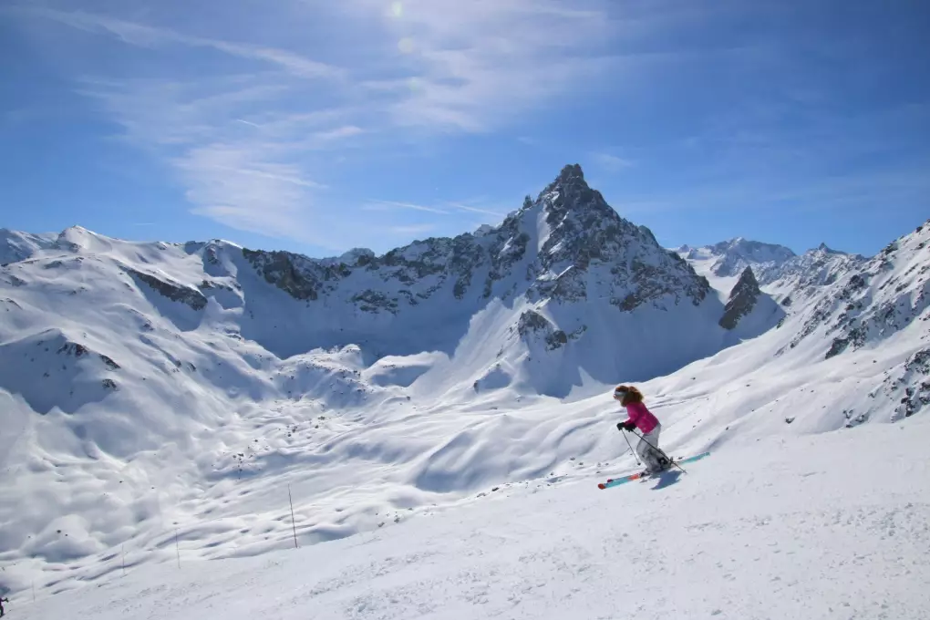 summer skiing glaciers