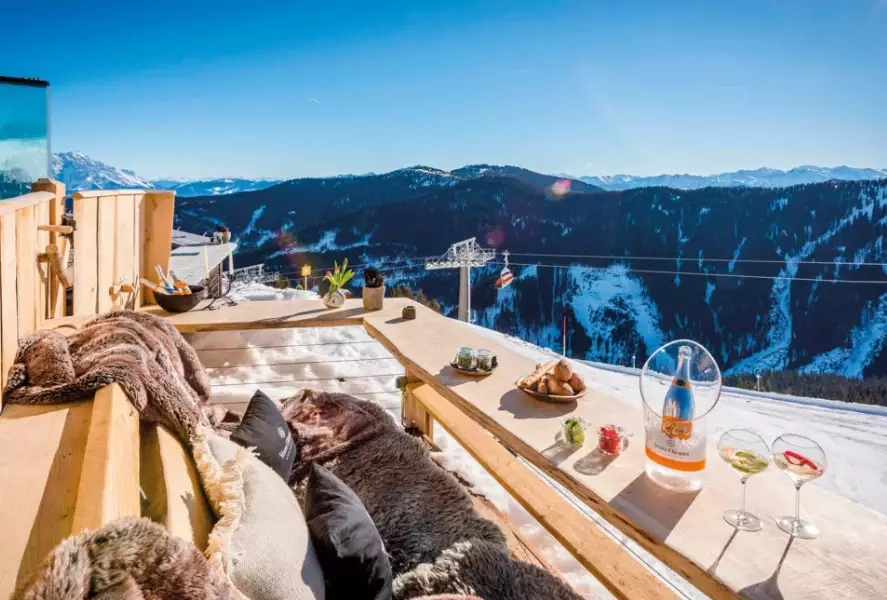 apres ski dining