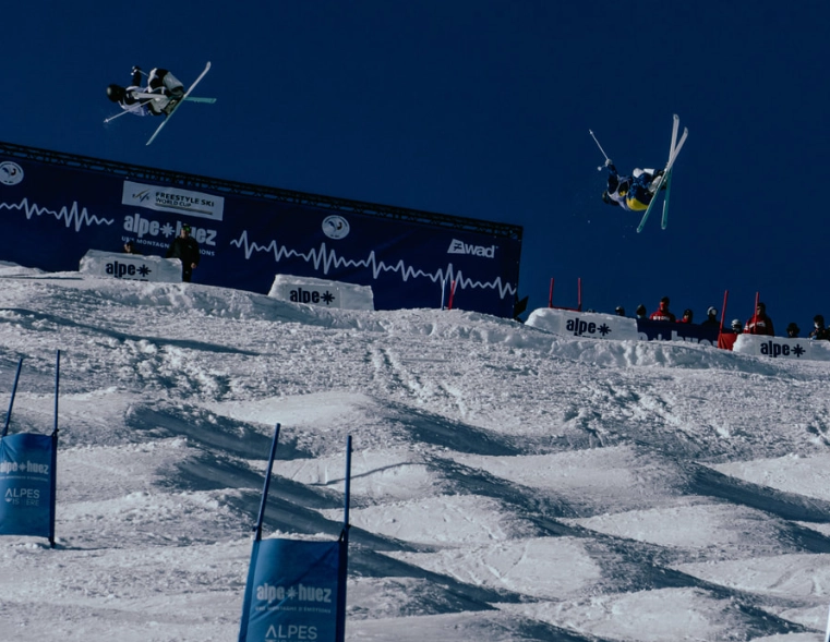 bump skiing technique